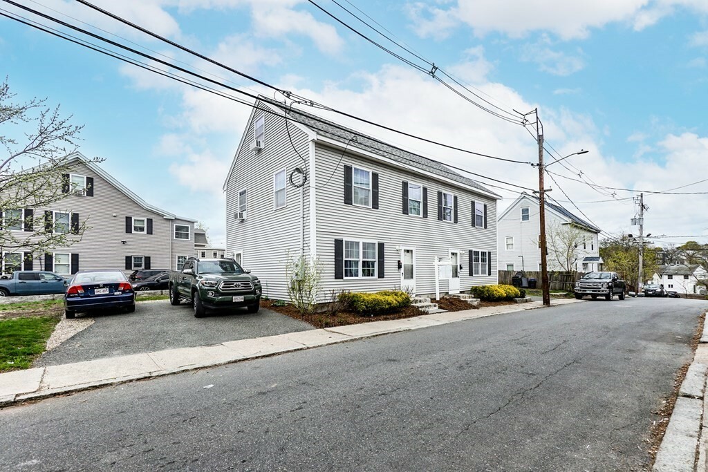 Property Photo:  16 Sewall Street  MA 01960 