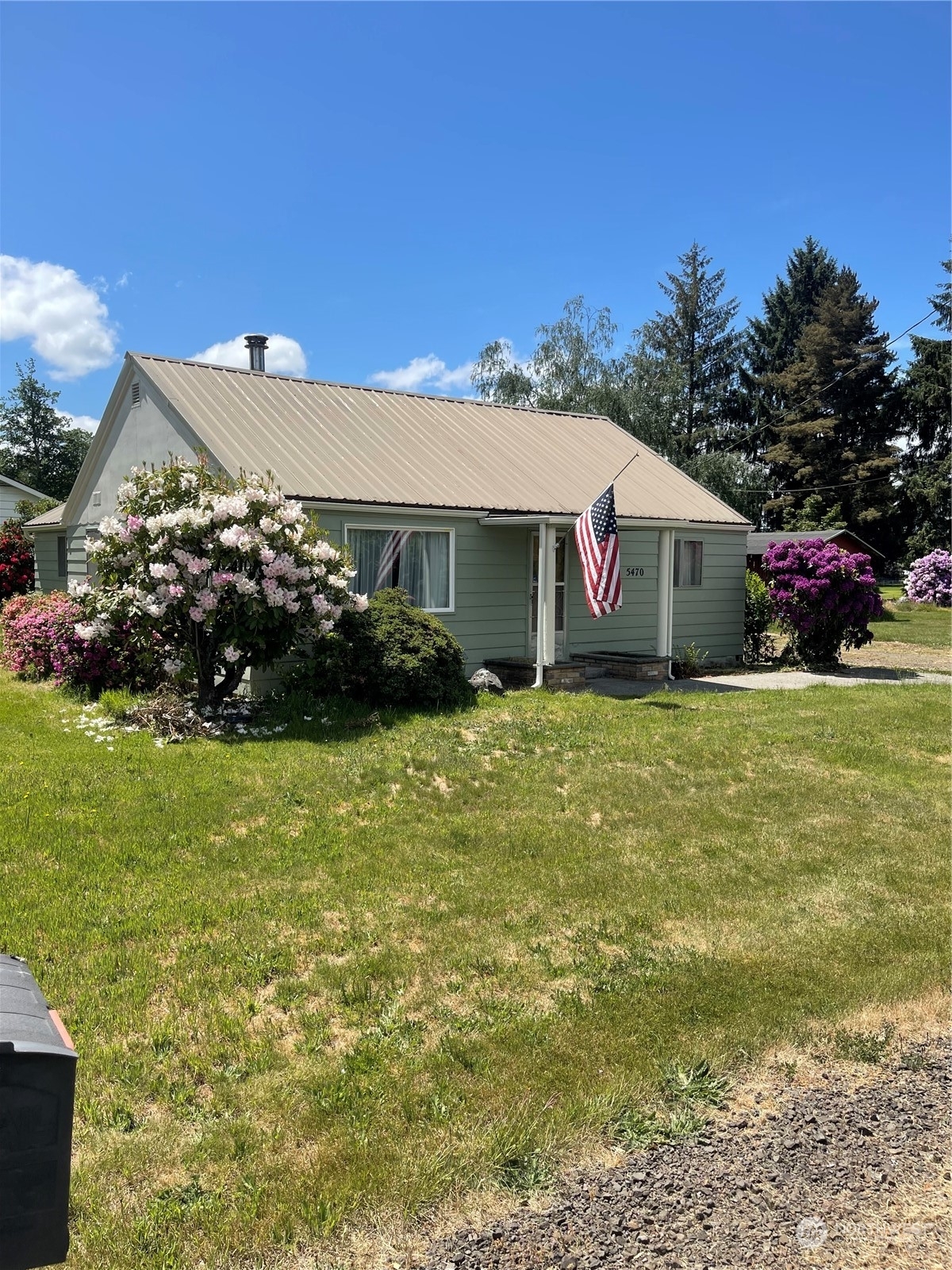 Property Photo: 5470 School Street WA 98577