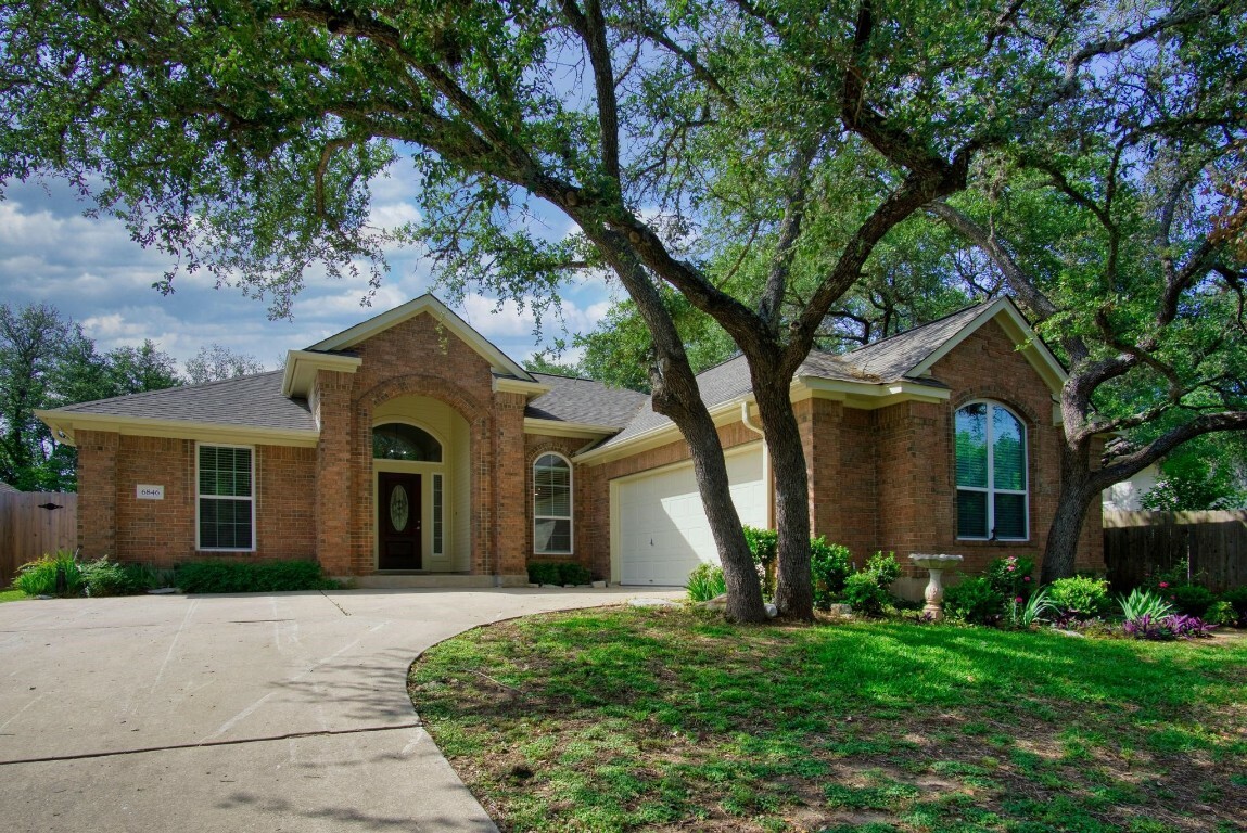 Property Photo:  6846 Auckland Drive  TX 78749 