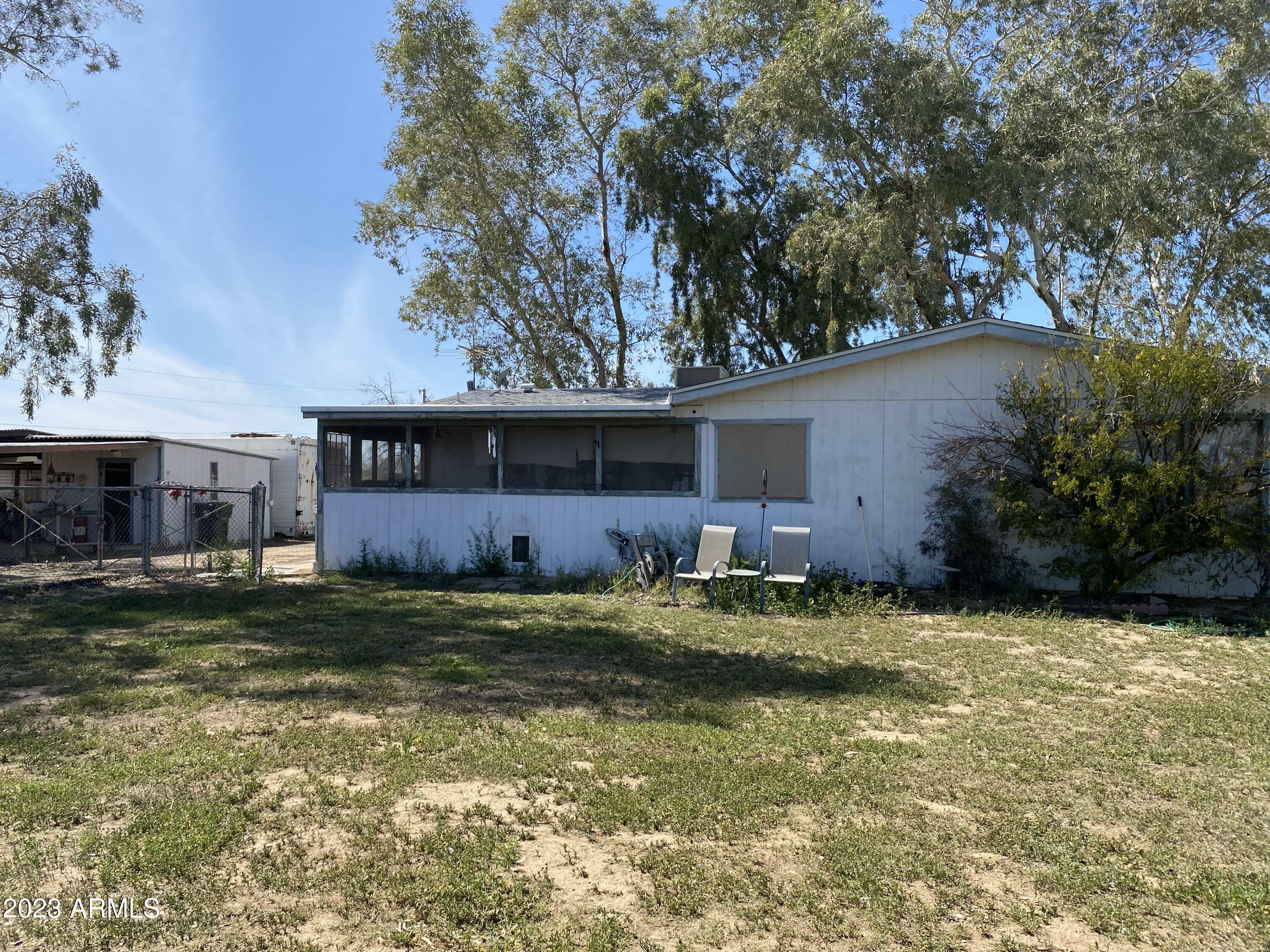 Property Photo:  1046 N Citrus Road  AZ 85338 