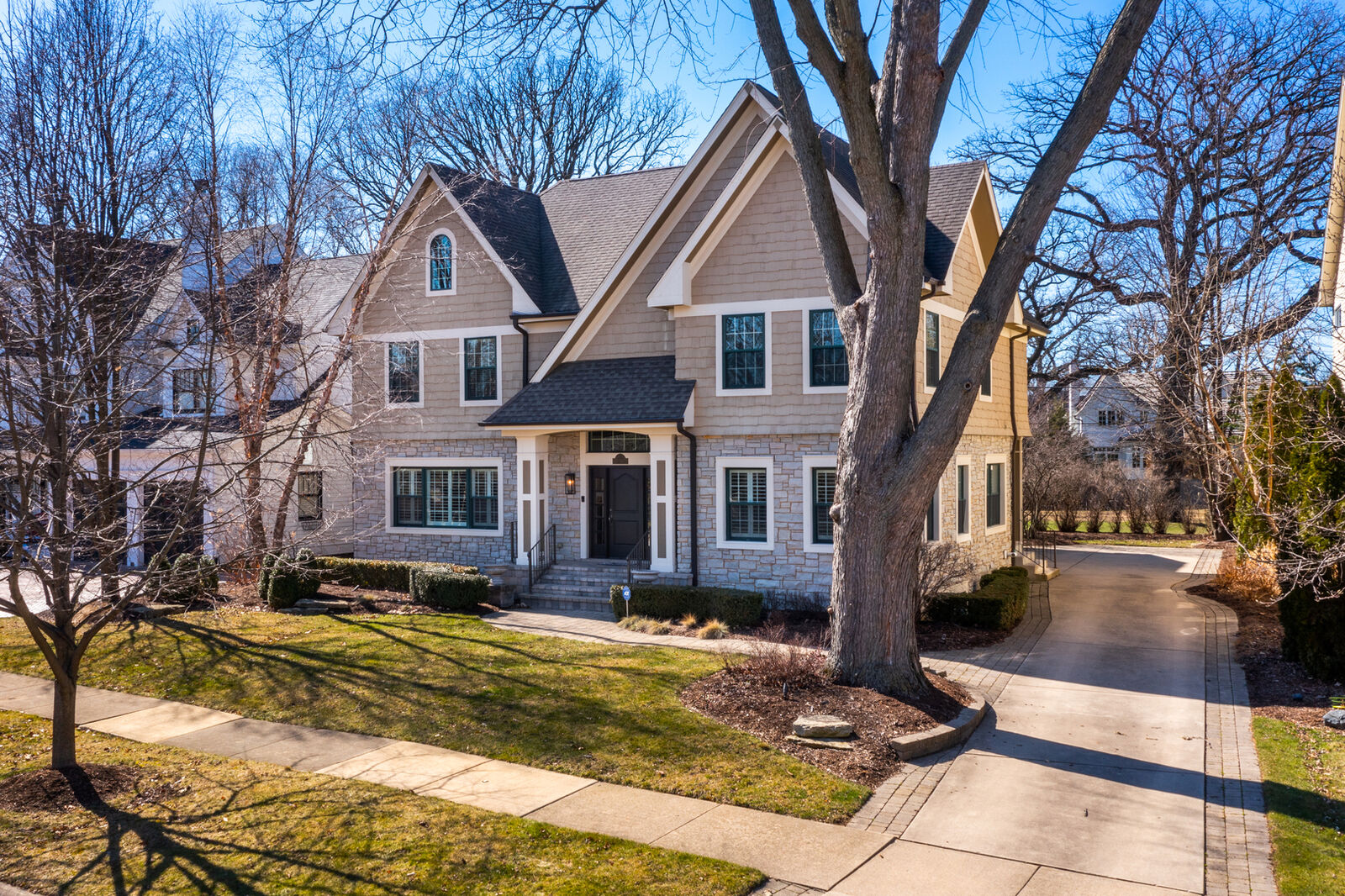 Property Photo:  21 S Laird Street  IL 60540 