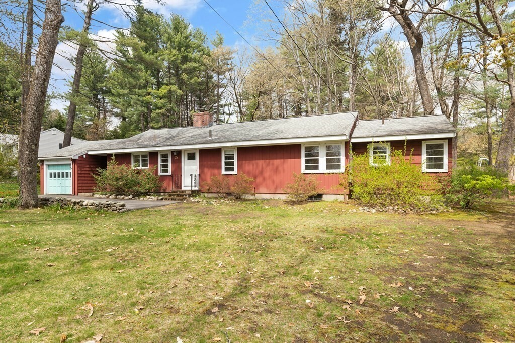 Property Photo:  5 Juniper Ln  MA 01778 