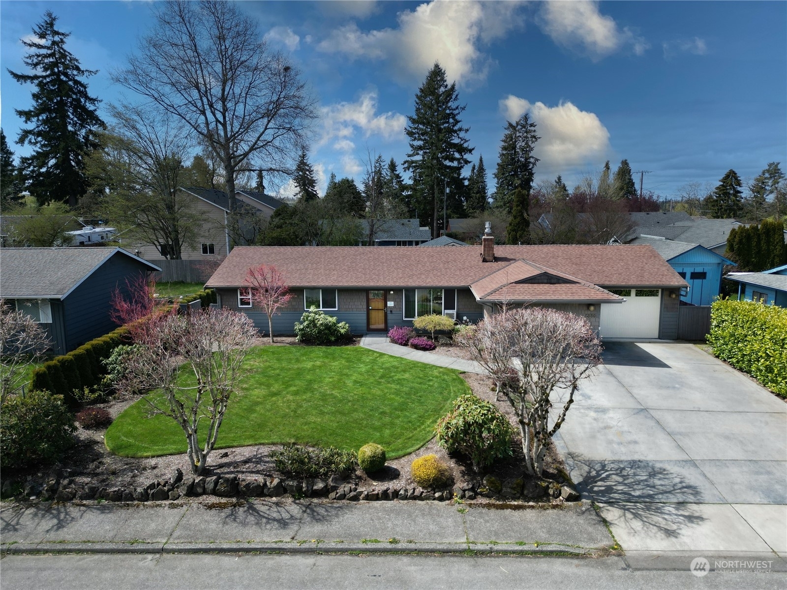 Property Photo:  6302 Sycamore Place  WA 98203 