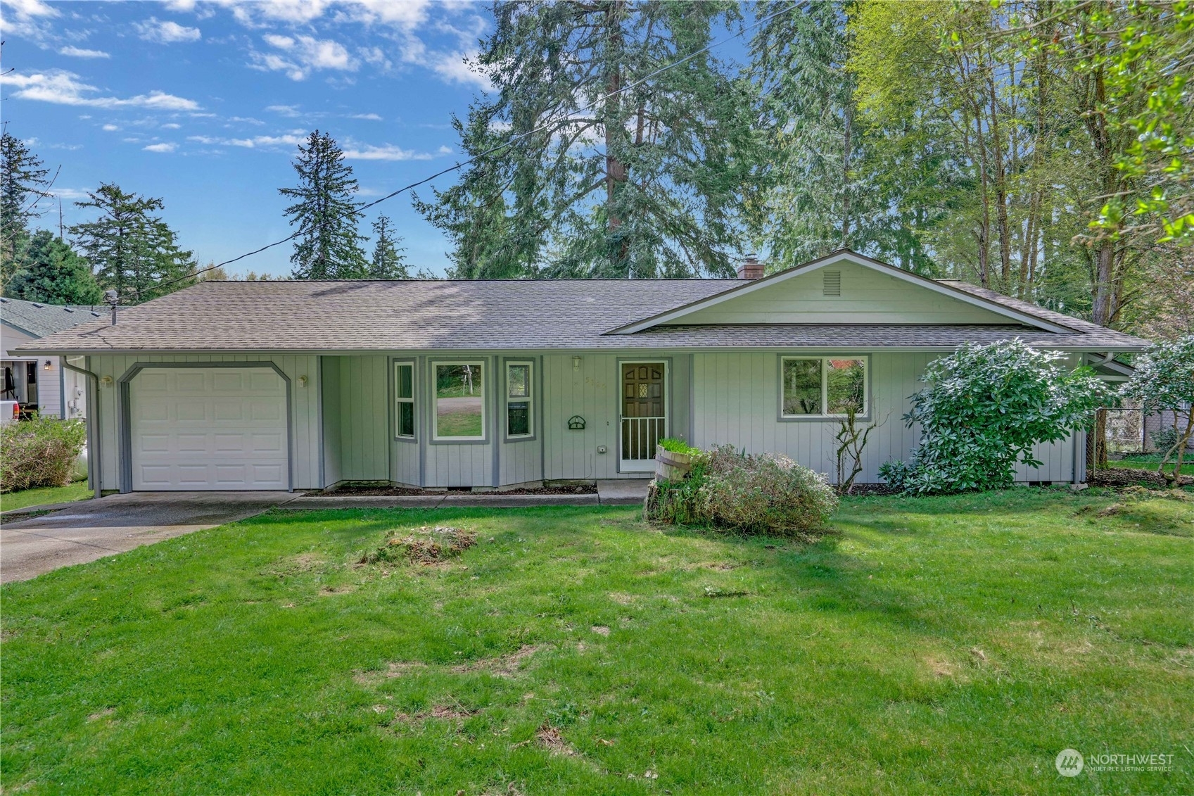 Property Photo:  5825 SE Etude Loop  WA 98513 