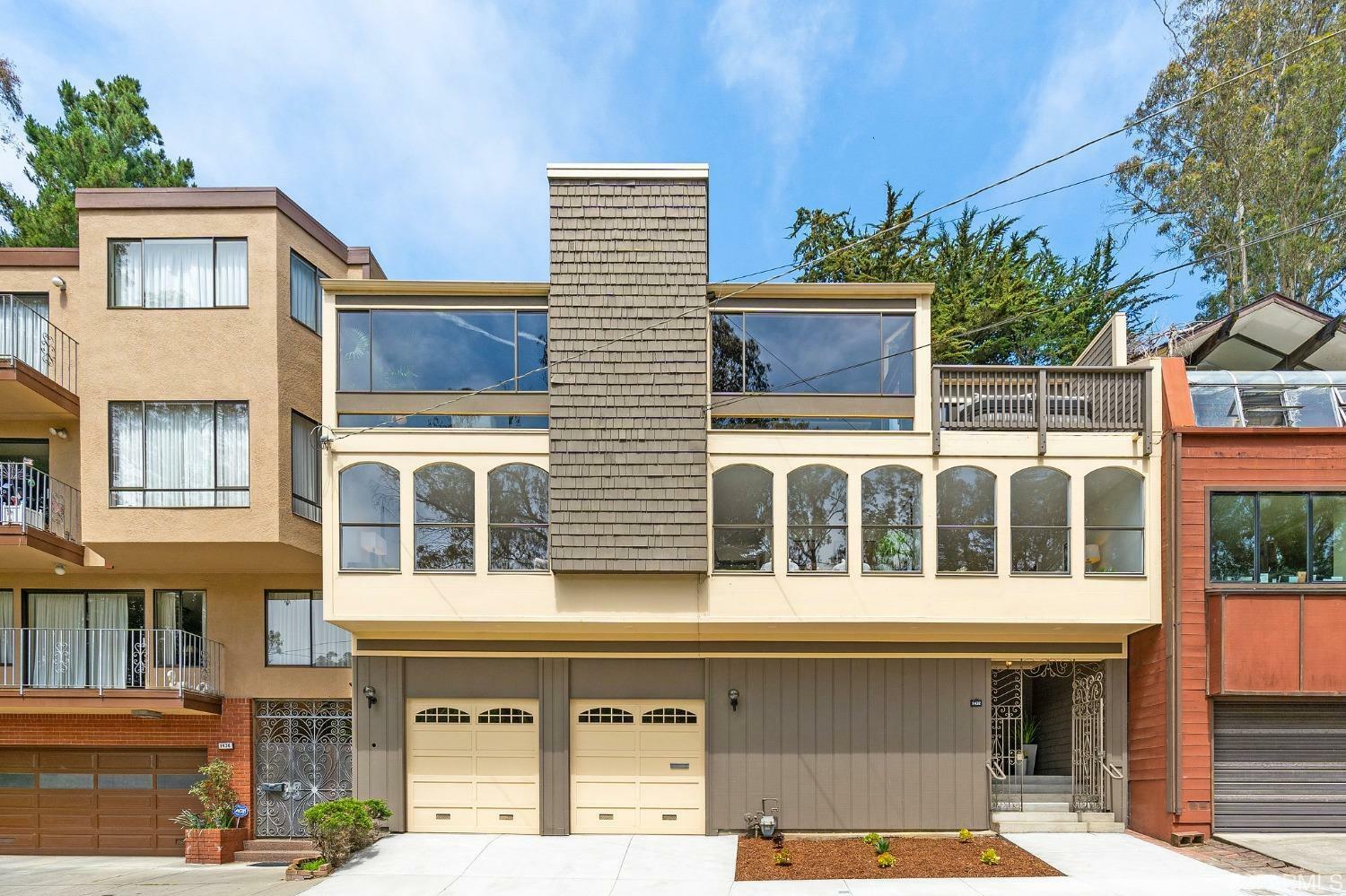Property Photo: 1432 Wawona Street CA 94116