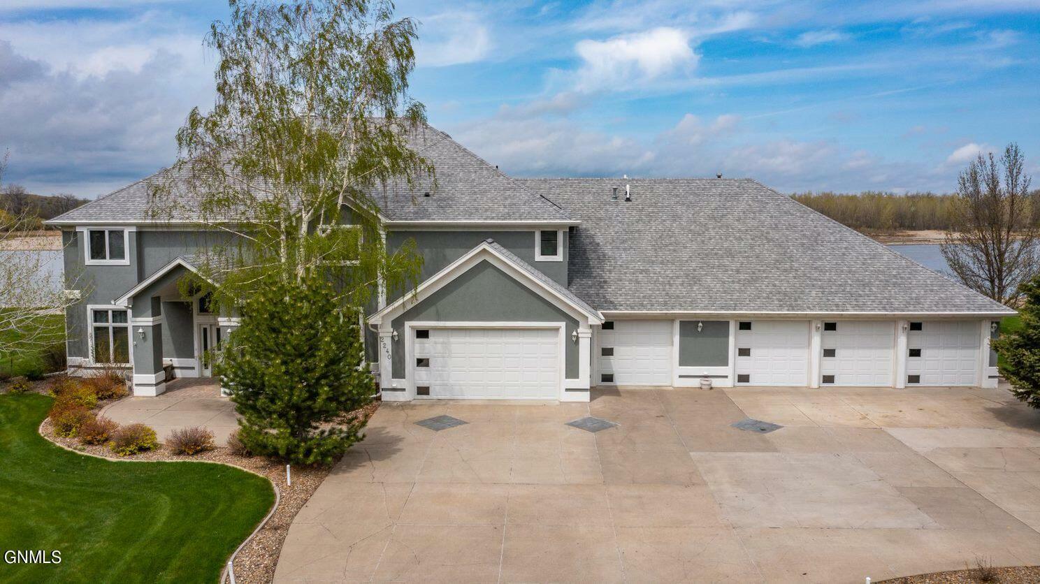 Property Photo: 2240 Harbor Drive ND 58504