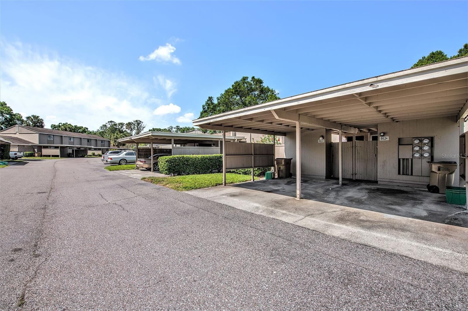 Property Photo: 8624 Cattail Drive 8624 FL 33637