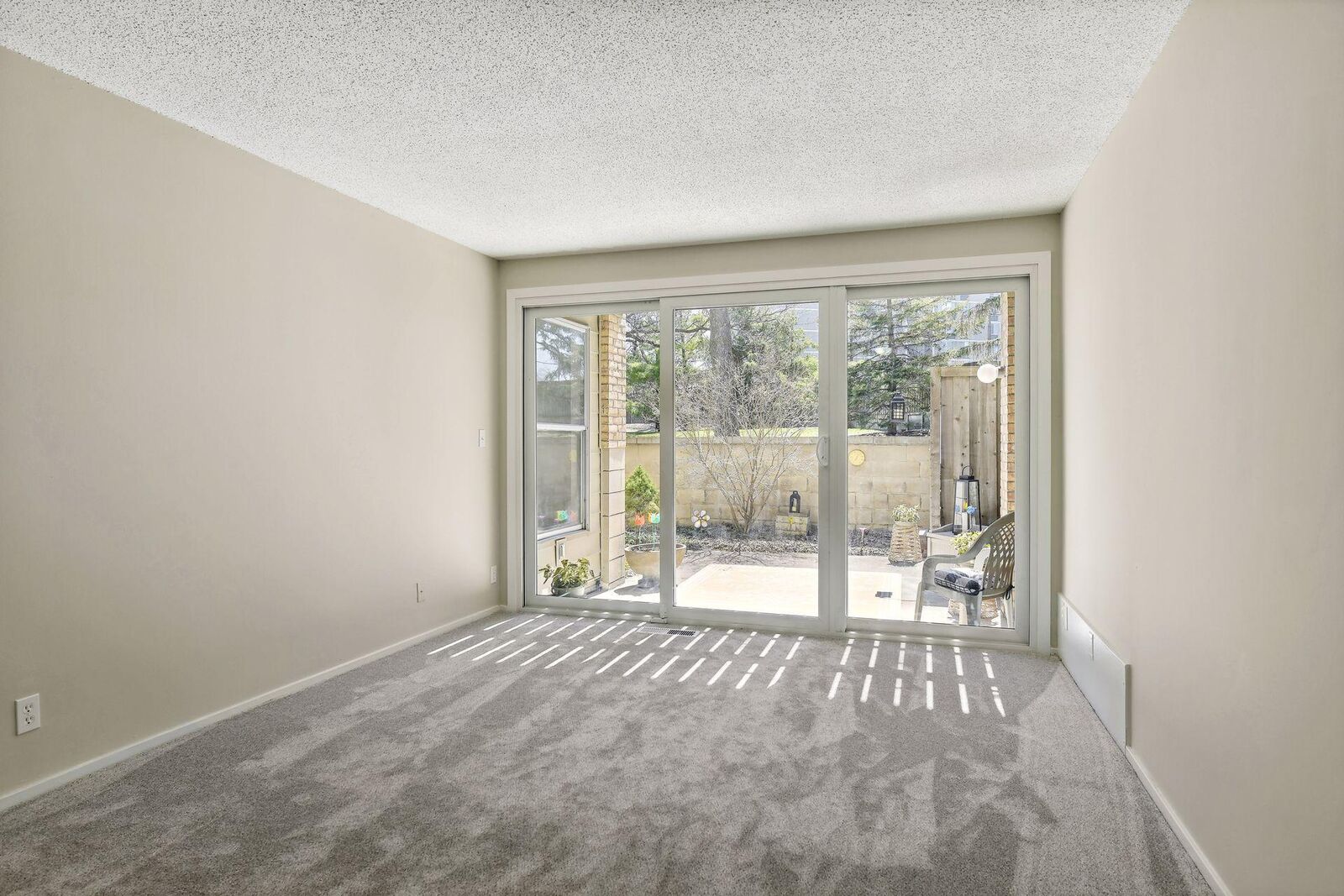 Property Photo: 6328 Barrie Road 1E MN 55435
