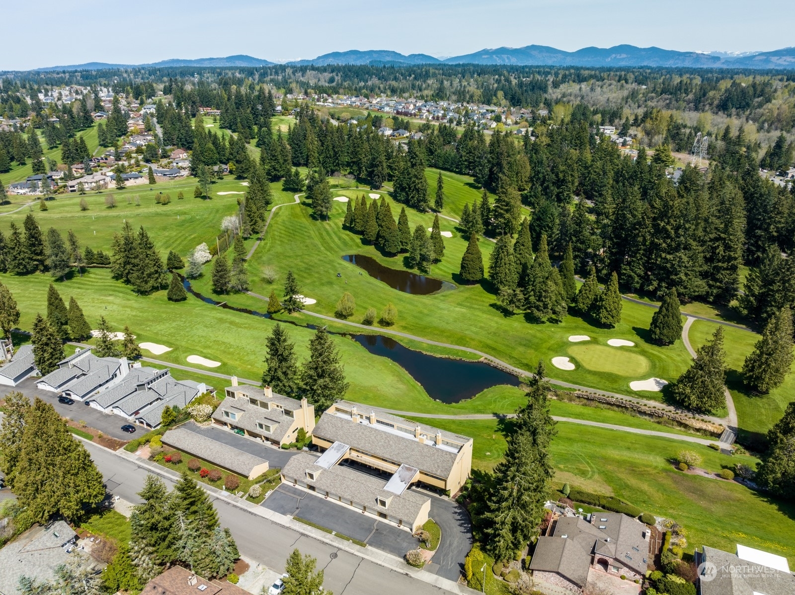 Property Photo: 25126 142nd Avenue SE A WA 98042