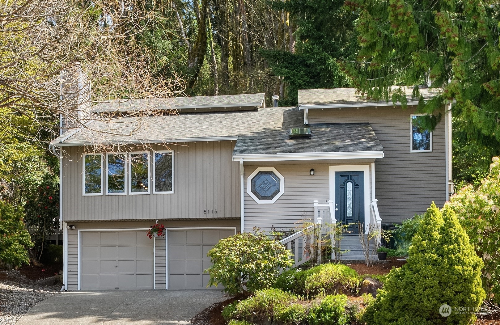 Property Photo:  5116 Highland Drive  WA 98006 