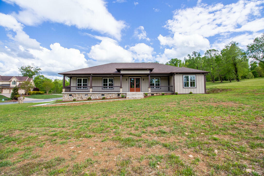 Property Photo:  1235 Reynolds Road  TN 37686 