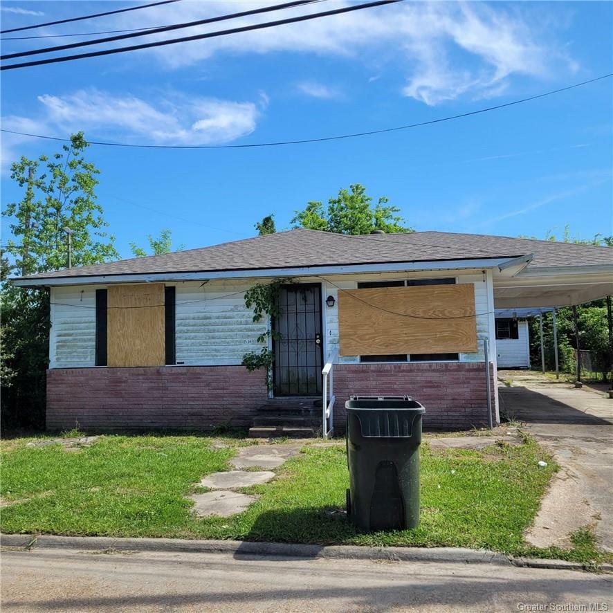 Property Photo:  1516 Brick Street  LA 70601 