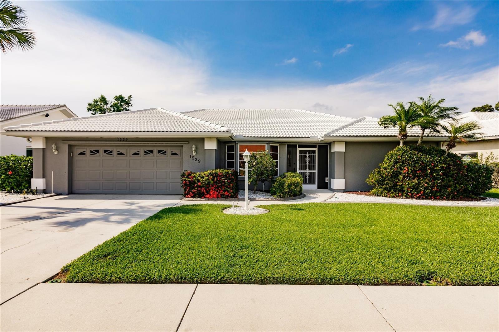 Property Photo:  1539 Waterford Drive  FL 34292 