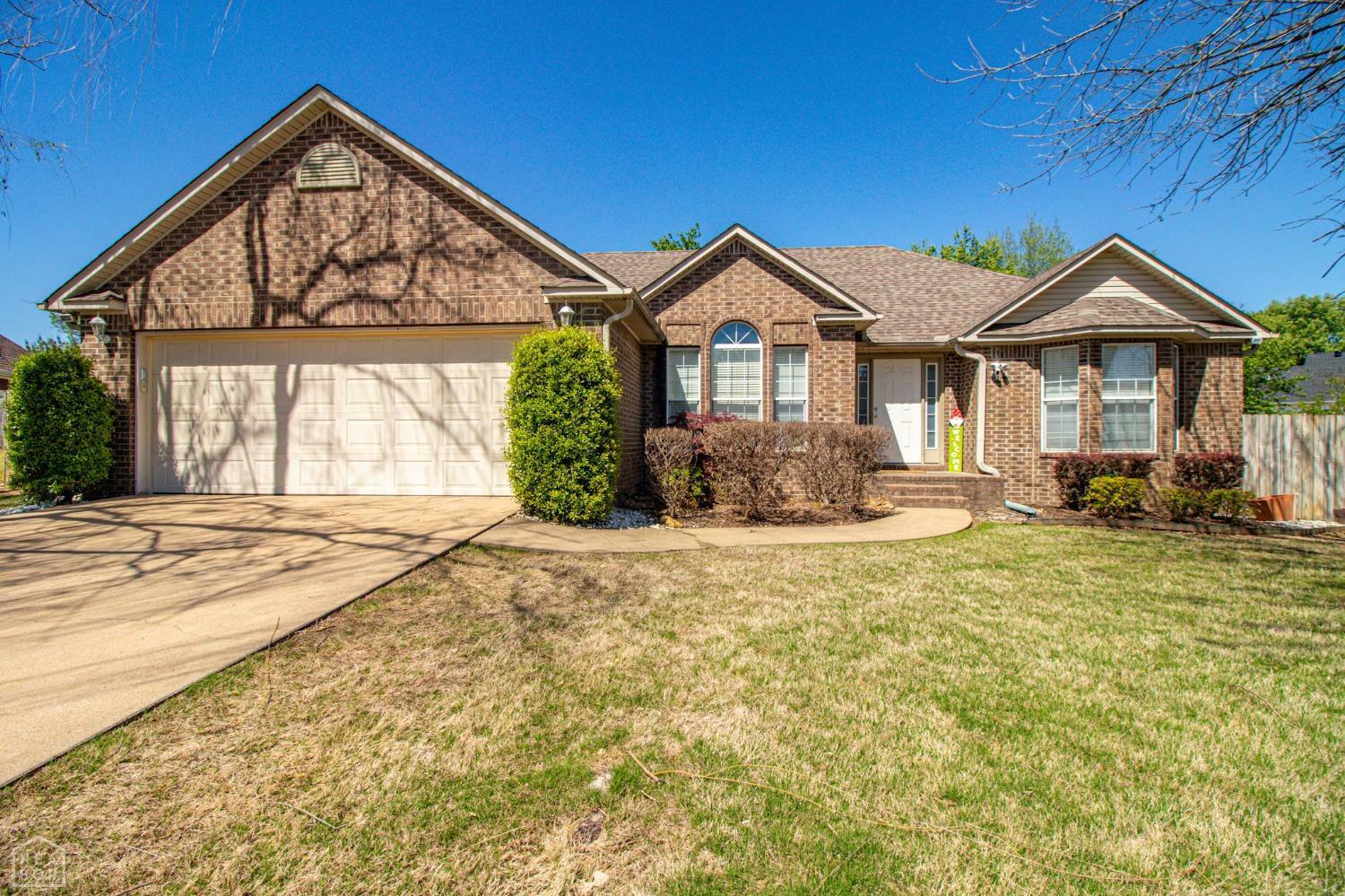 Property Photo:  1009 Cypress Springs Cove  AR 72405 