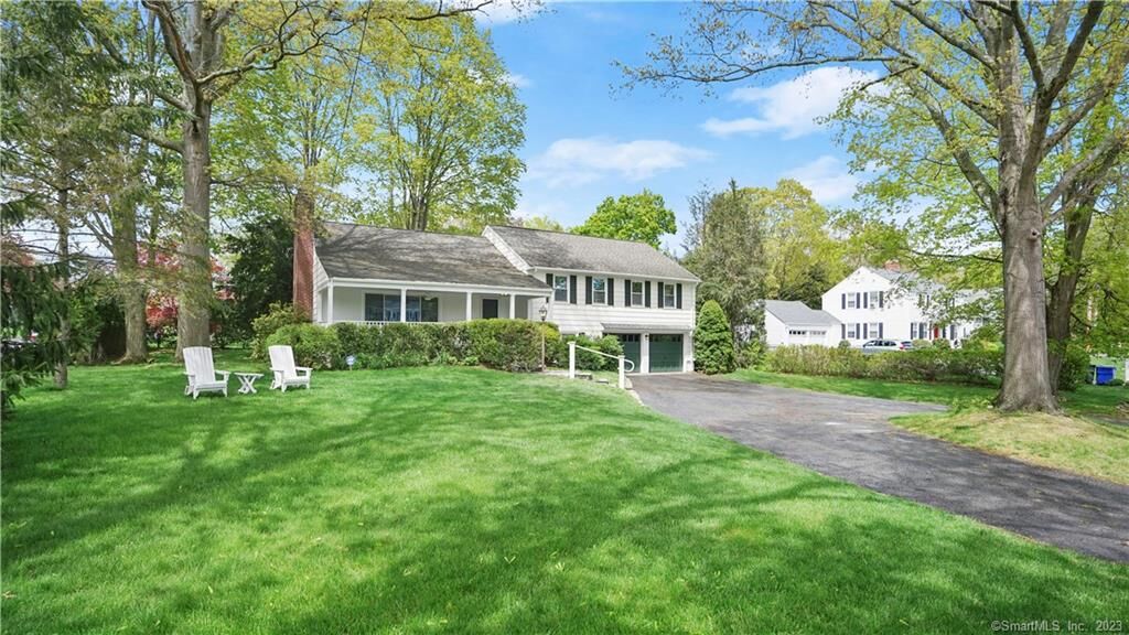 Property Photo: 1434 Mill Hill Terrace CT 06890