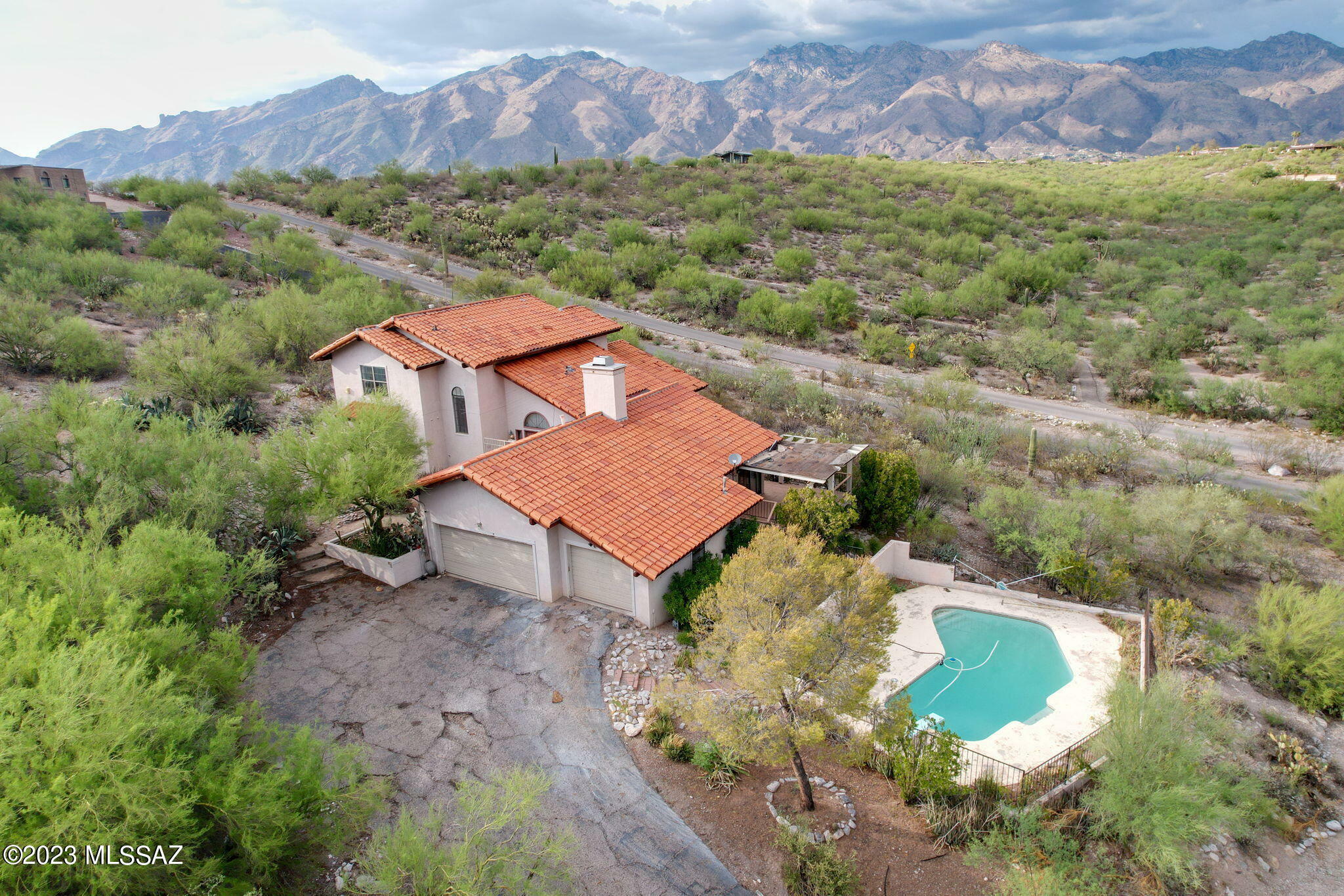 6025 E Center Village Drive  Tucson AZ 85750 photo