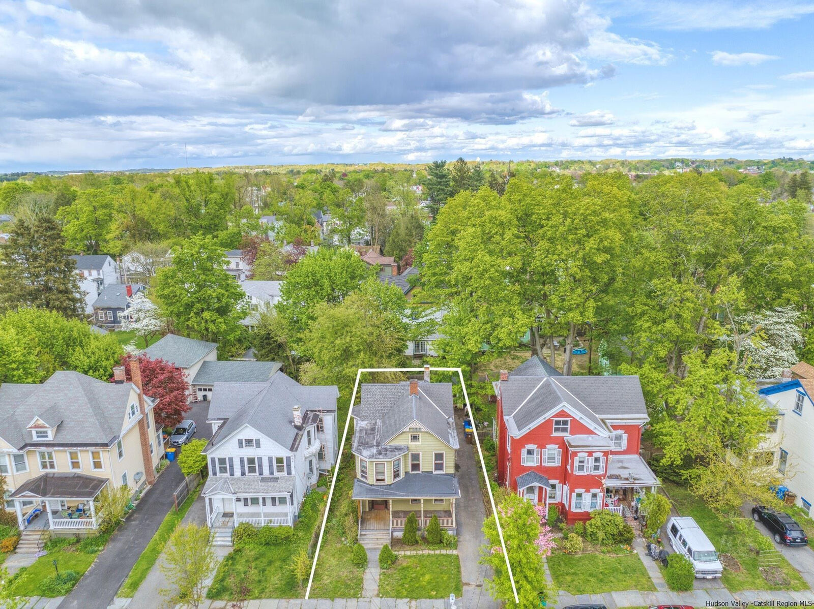 Property Photo:  140 Wall  NY 12401 