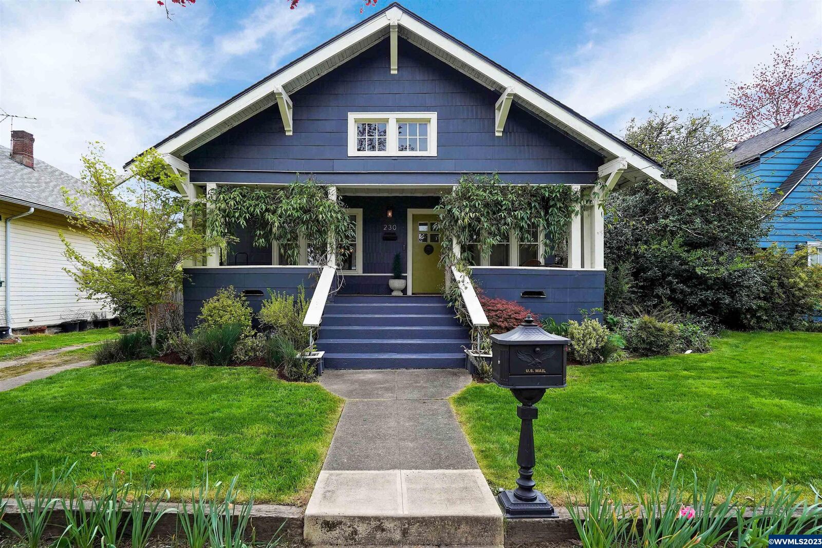 Property Photo: 230 18th St NE OR 97301