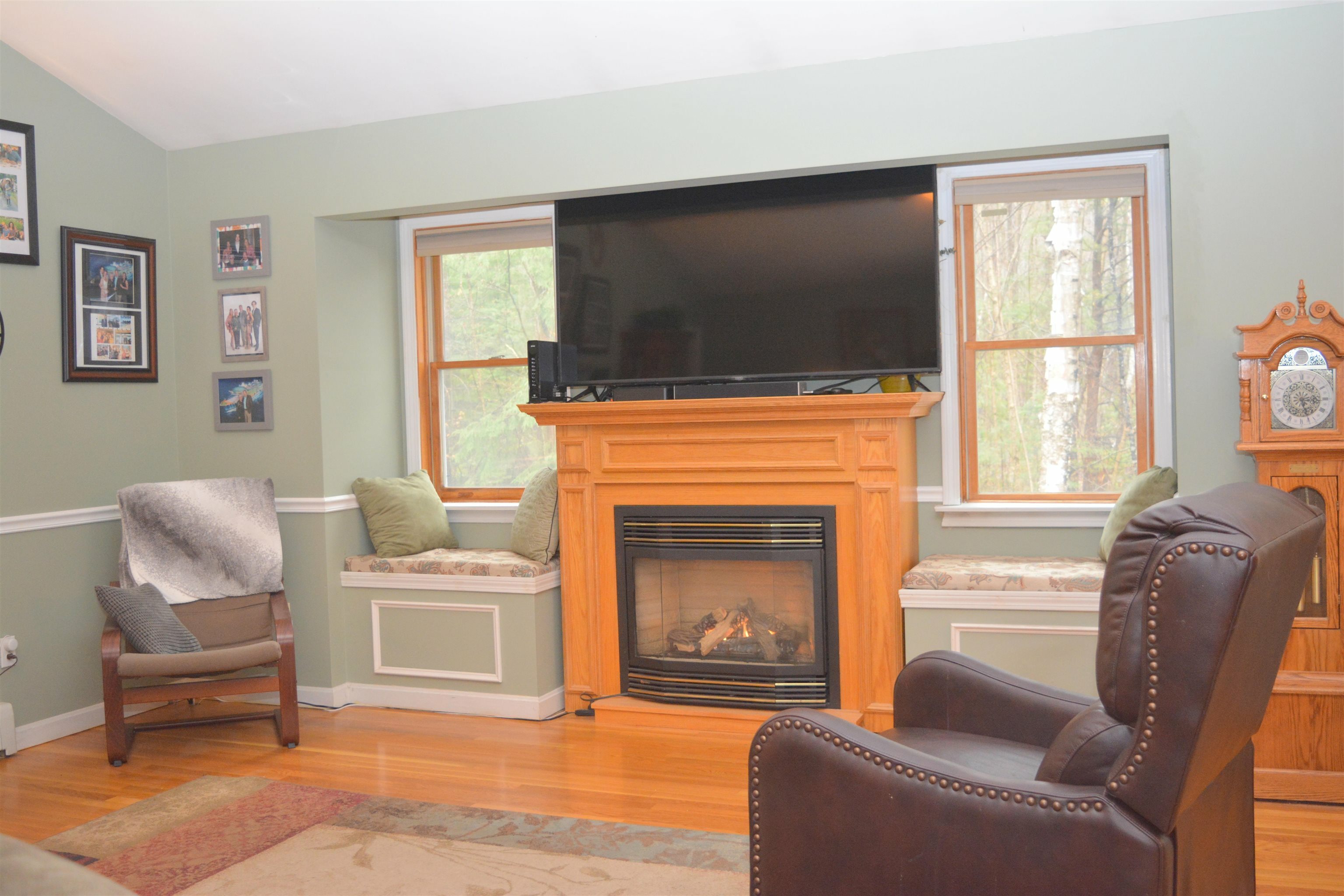 Property Photo:  13 Mill Pond Lane  NH 03753 