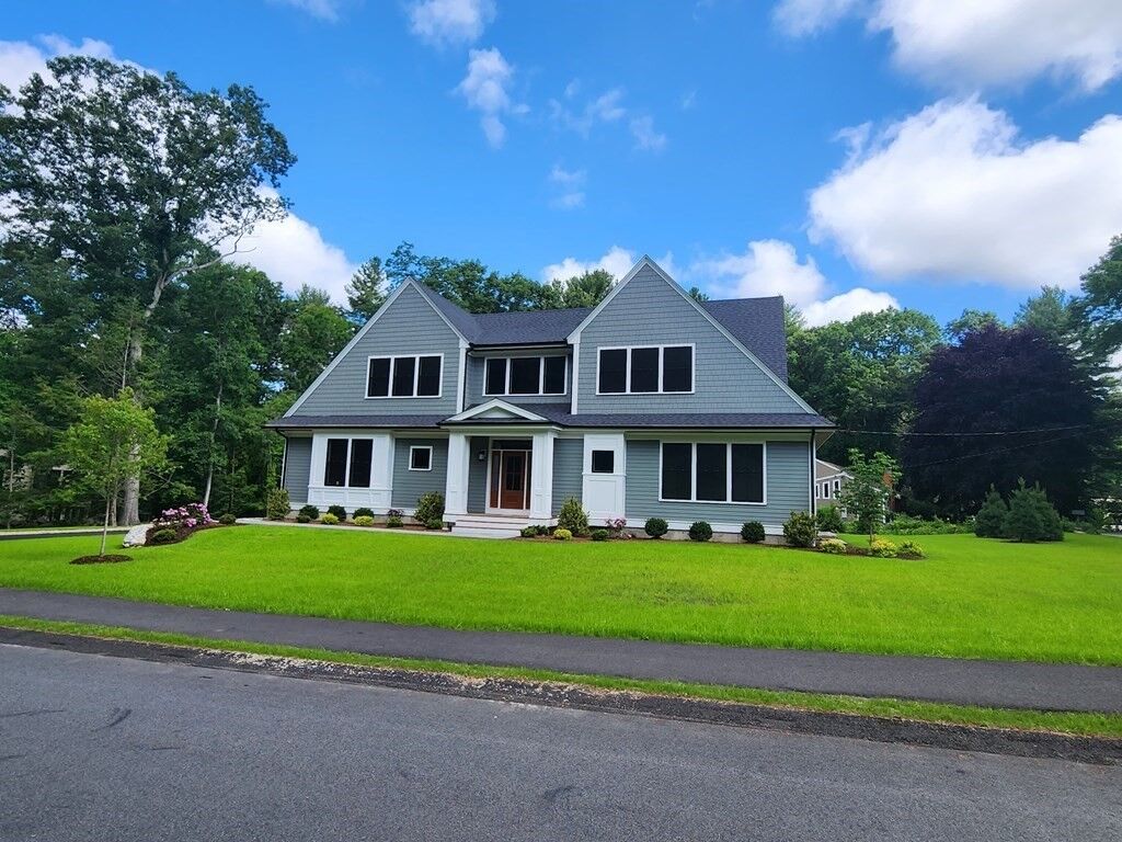 Property Photo:  5 Dutton Ln  MA 01730 