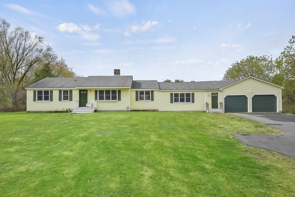 Property Photo:  78 Little Turnpike Road  MA 01464 