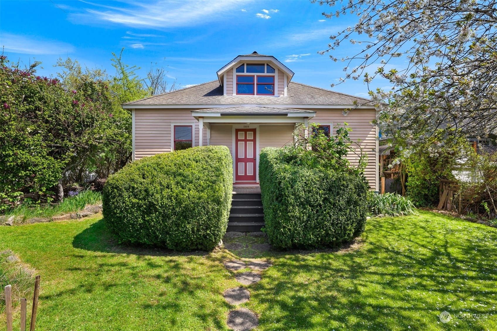 Property Photo: 1509 17th Street WA 98225