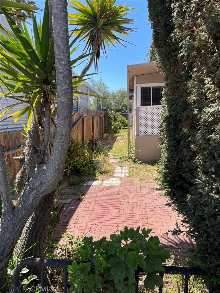 Property Photo:  2700 Cienaga Street 80  CA 93445 