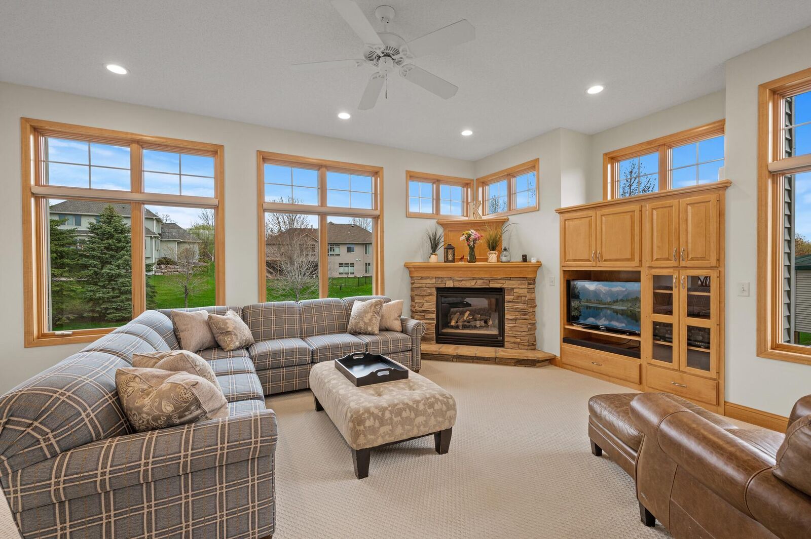 Property Photo:  3897 Evermoor Parkway  MN 55068 