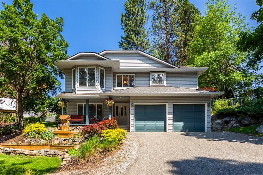 Property Photo: 3957 Eastwood Drive BC V1W4E8