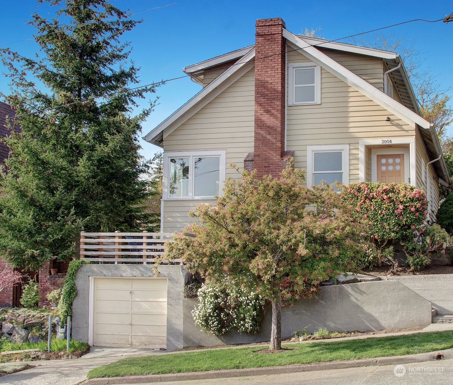 Property Photo: 3008 NE 57th Street WA 98105