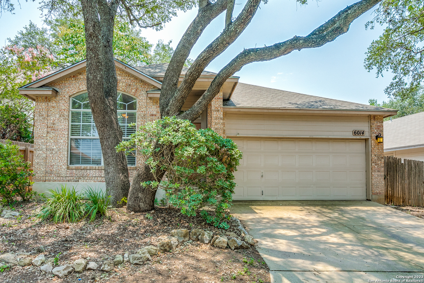Property Photo:  6014 Woodway Ct  TX 78249 