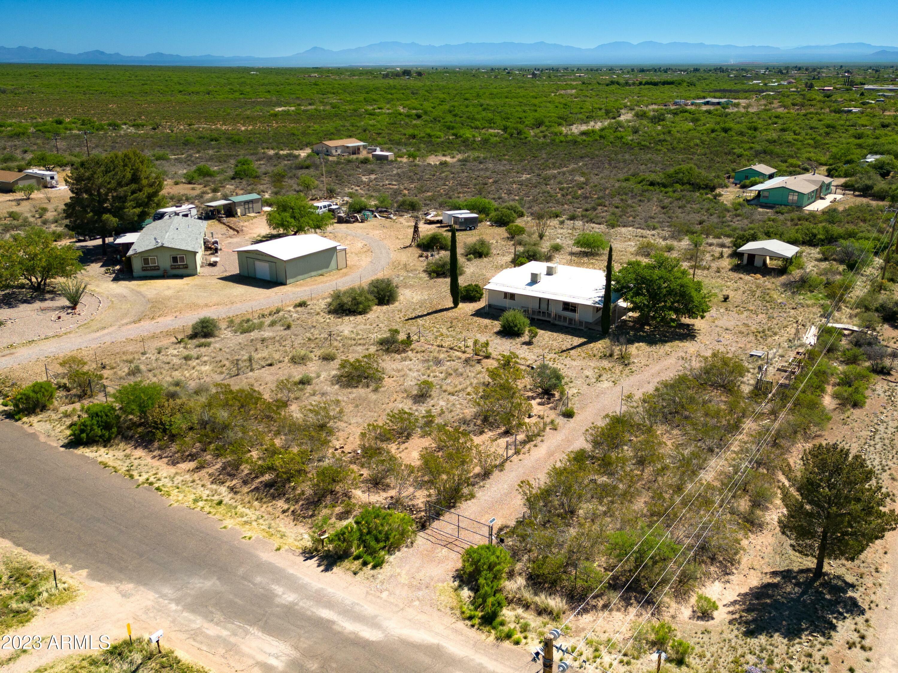 Property Photo: 2338 N Mustang Heights Road AZ 85616