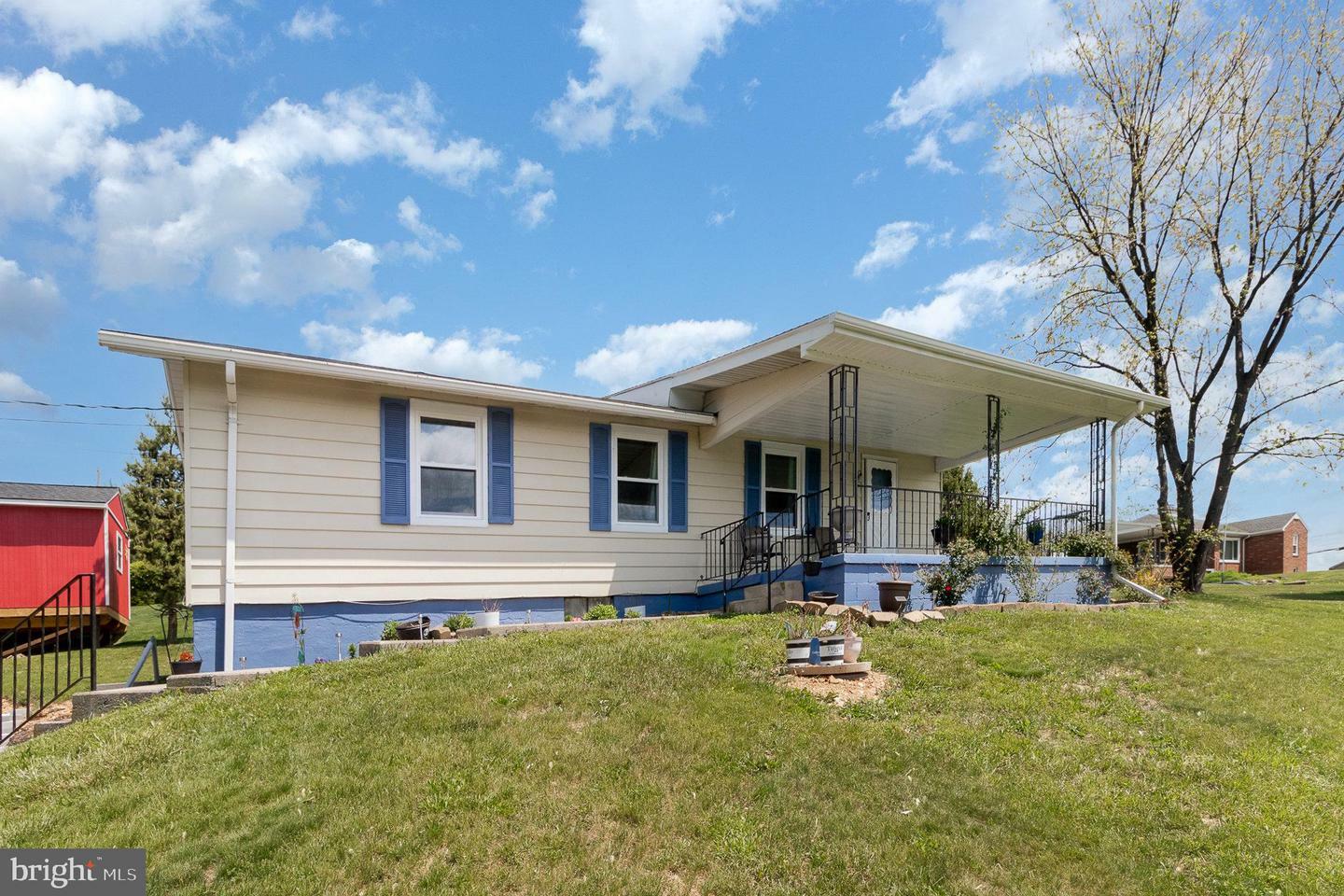 Property Photo: 8366 Hilton Street PA 17036