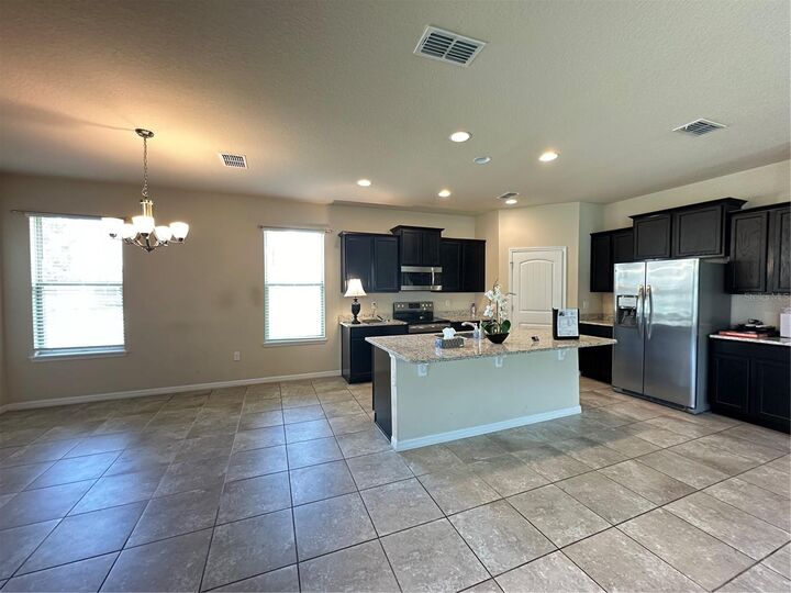 Property Photo:  16719 Harper Cove Drive  FL 34787 