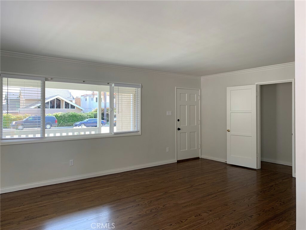 Property Photo:  5278 E Appian Way  CA 90803 