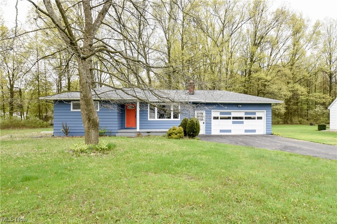 Property Photo:  5445 Virginia Drive  OH 44515 