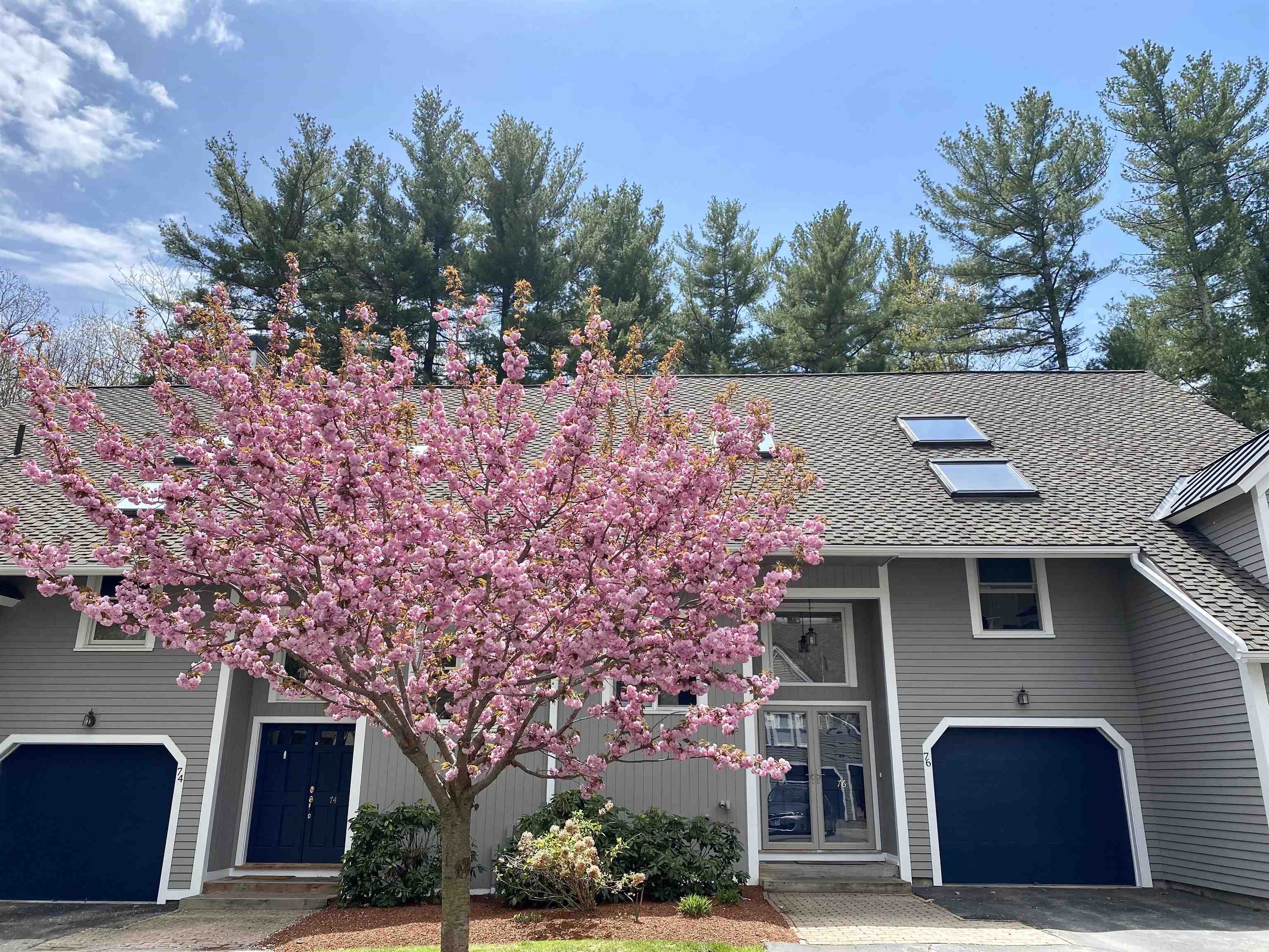 76 Cherry Hollow Road  Nashua NH 03062 photo
