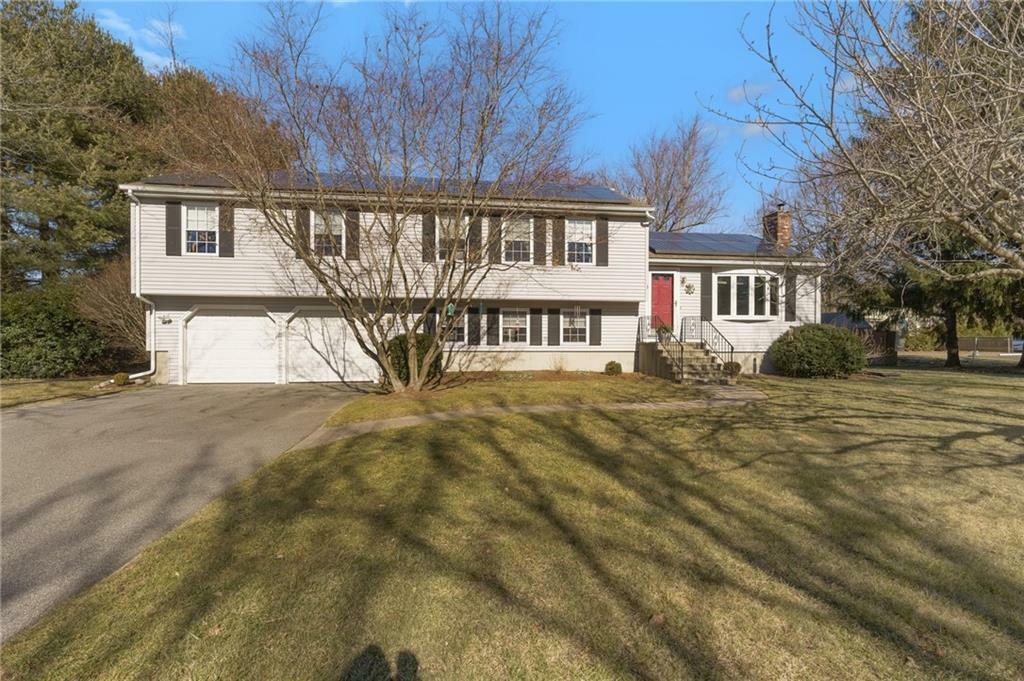 Property Photo: 3 Brookside Ct MA 02771