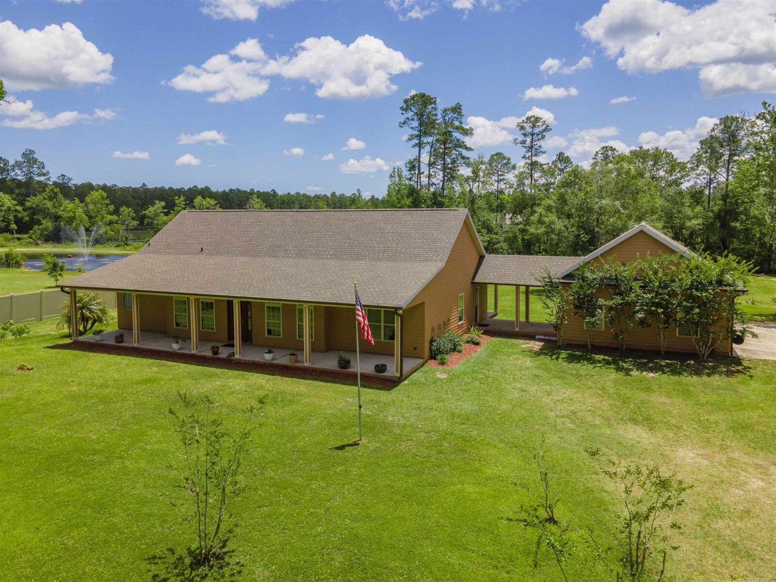 Property Photo:  5341 Muskogean St  FL 32092 