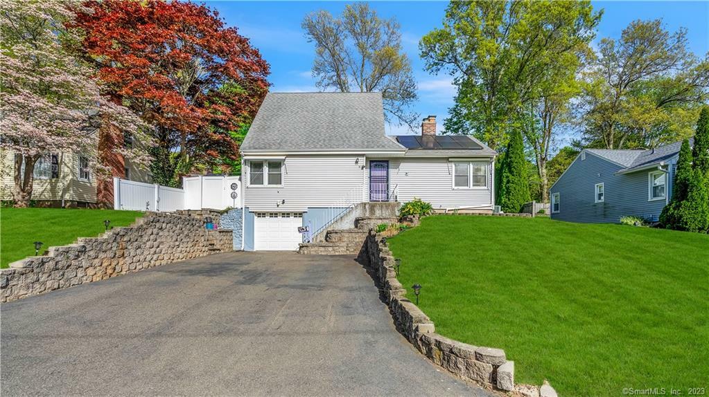 Property Photo: 96 Dryden Drive CT 06450
