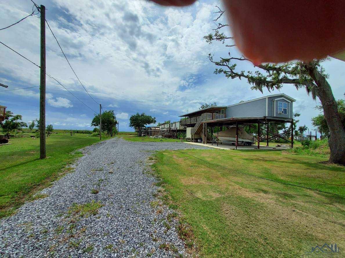 Property Photo: J And V Guidry Court LA 70377