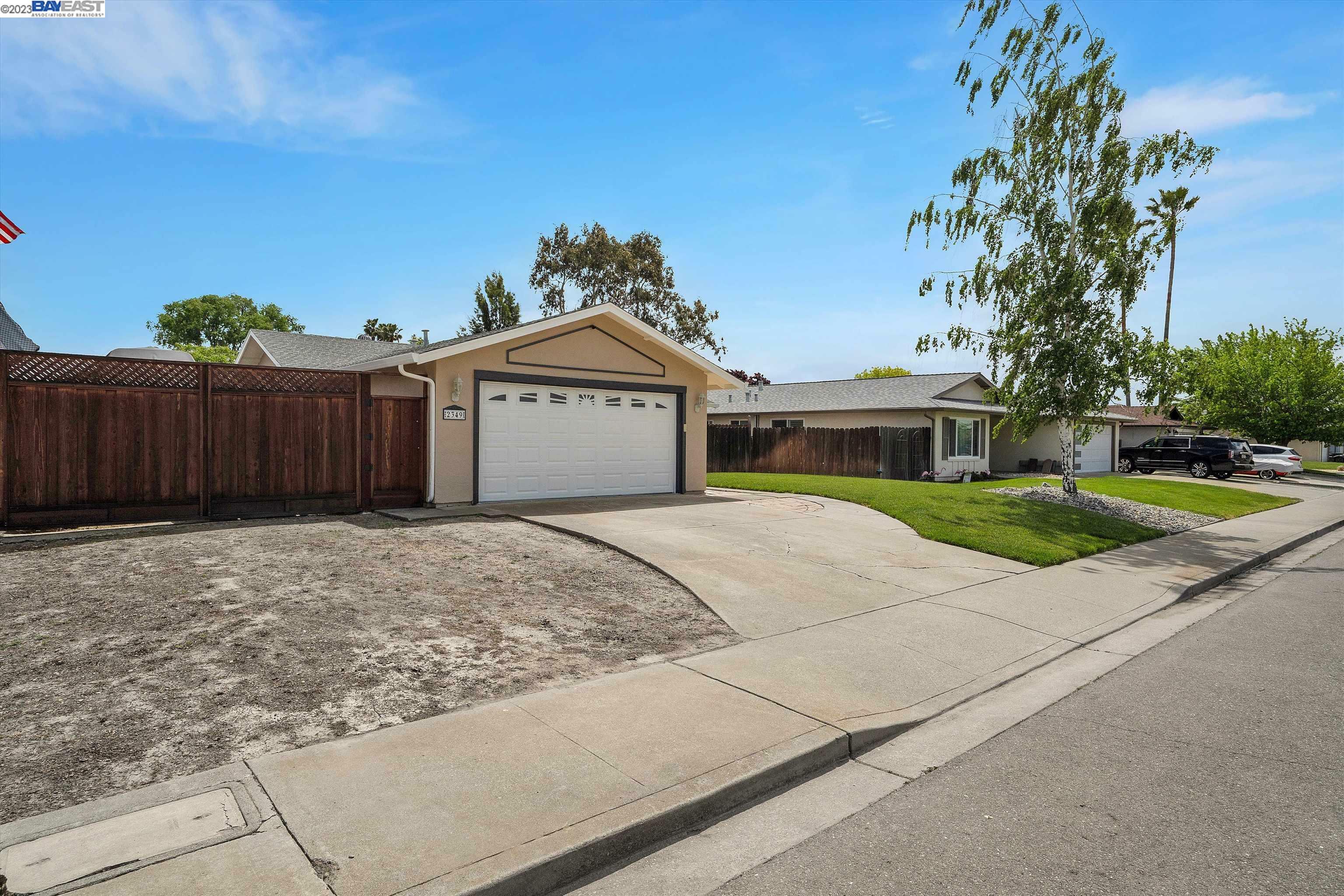 Property Photo: 2349 Bluebell Dr CA 94551