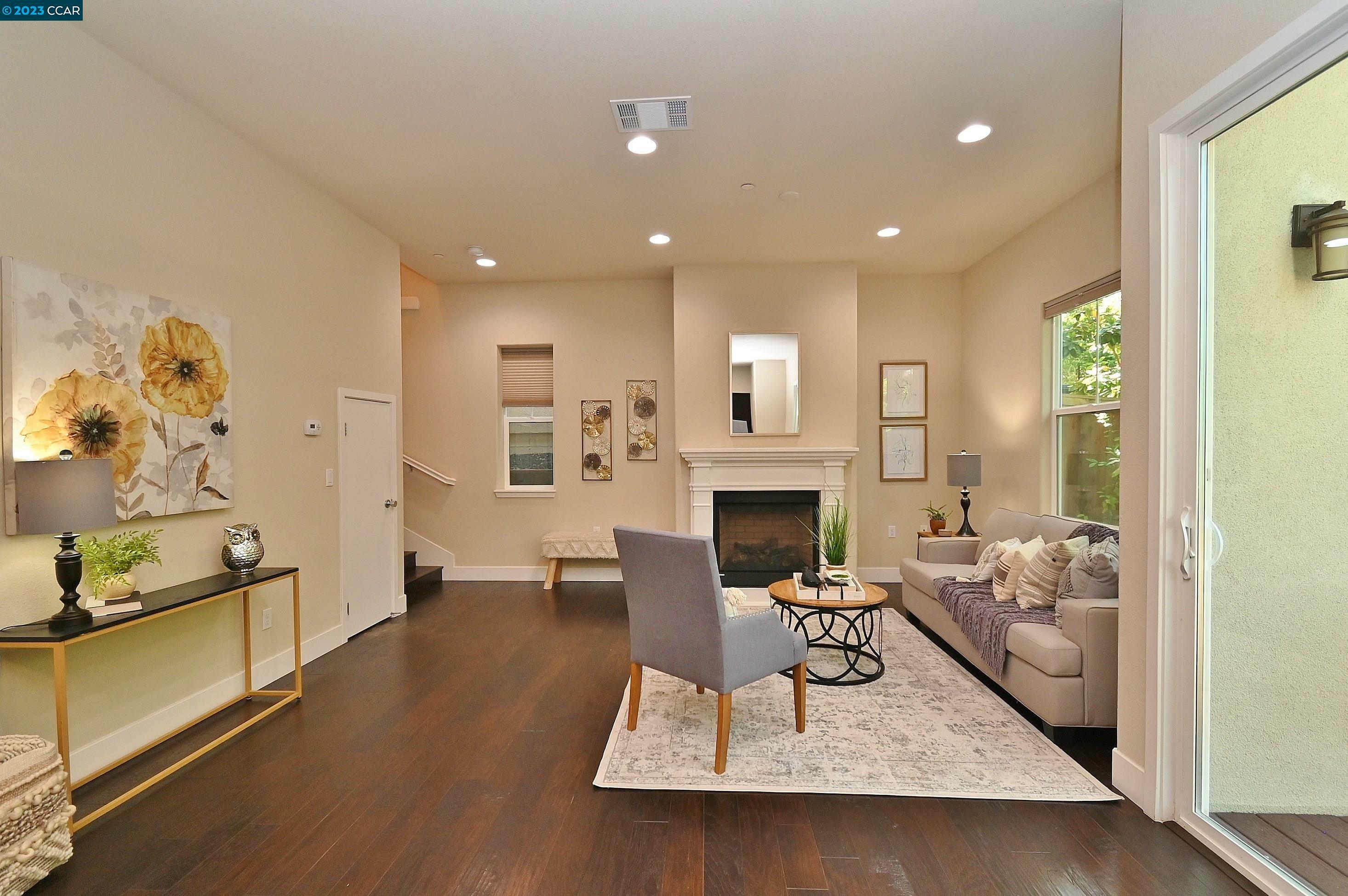 Property Photo: 2295 Overlook Dr CA 94597