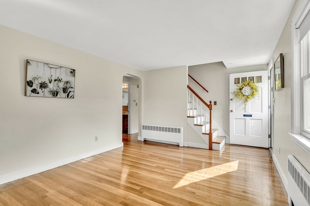 Property Photo:  29 Eldred St  MA 02420 