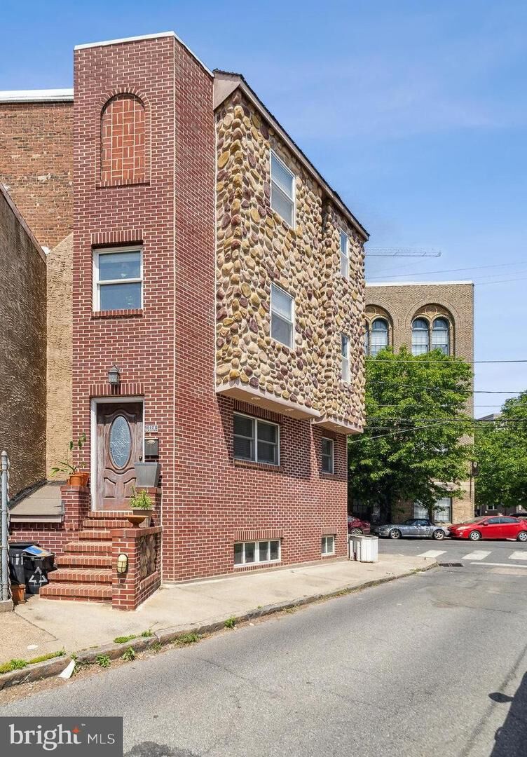 Property Photo: 114 W Wildey Street PA 19123
