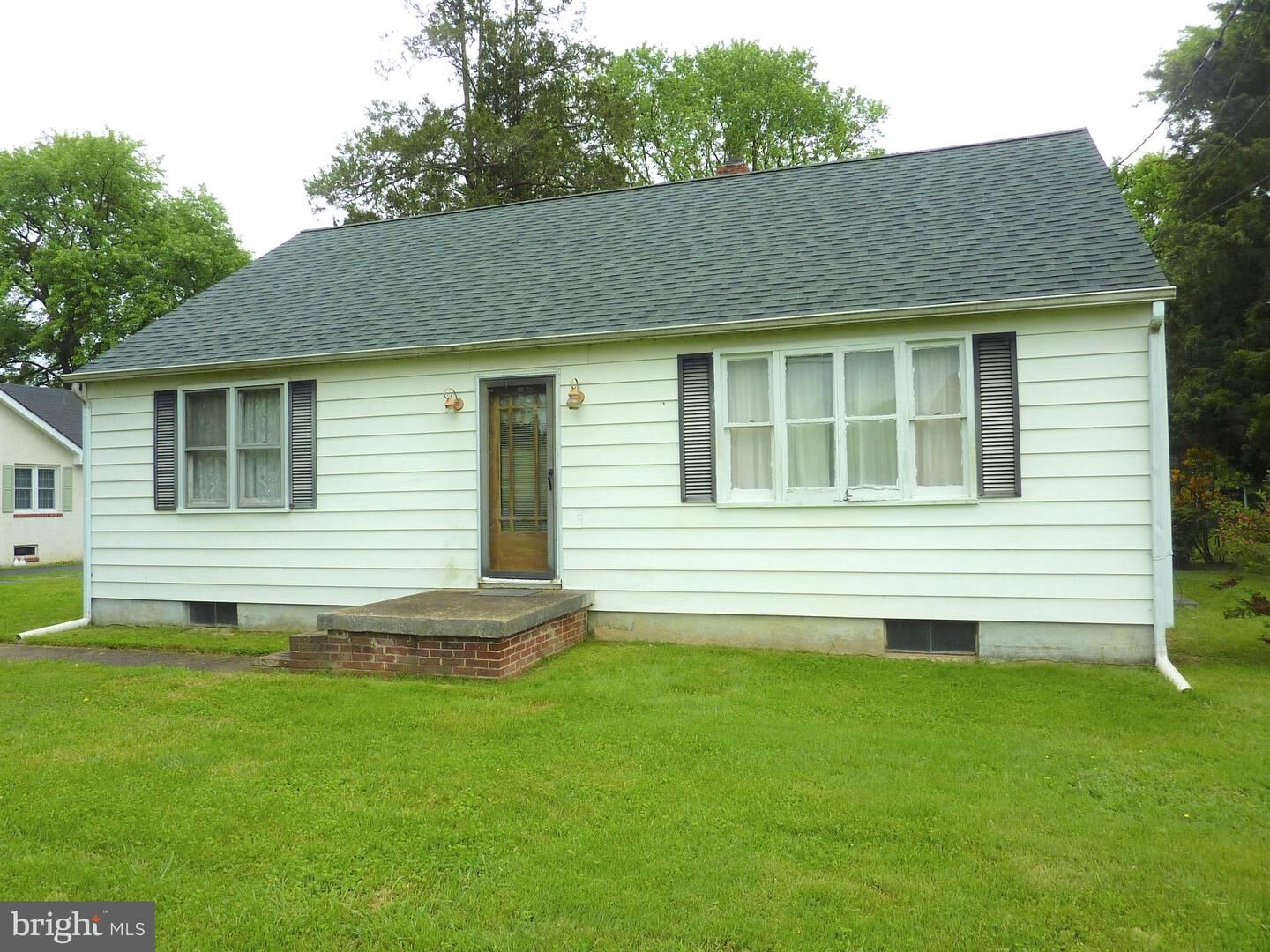 Property Photo:  594 Old Baltimore Pike  DE 19702 
