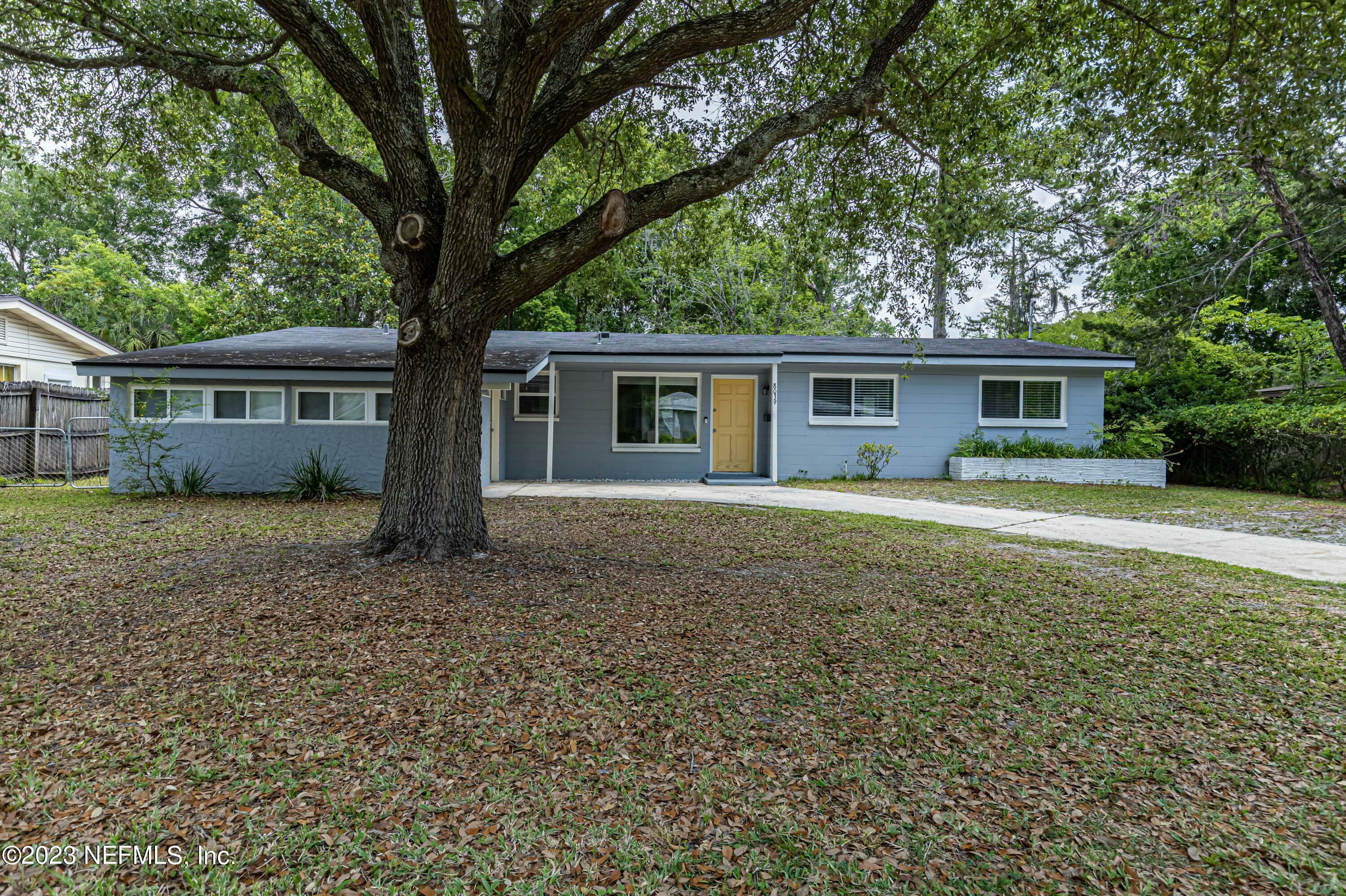 Property Photo:  8039 Fresca Street  FL 32217 