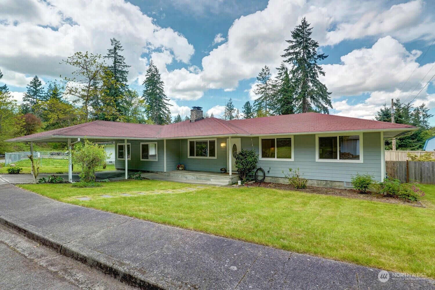 Property Photo:  16513  29th Street Ct E  WA 98391 