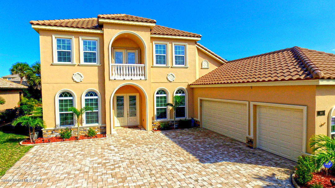 Property Photo: 1182 Tralee Bay Avenue FL 32940