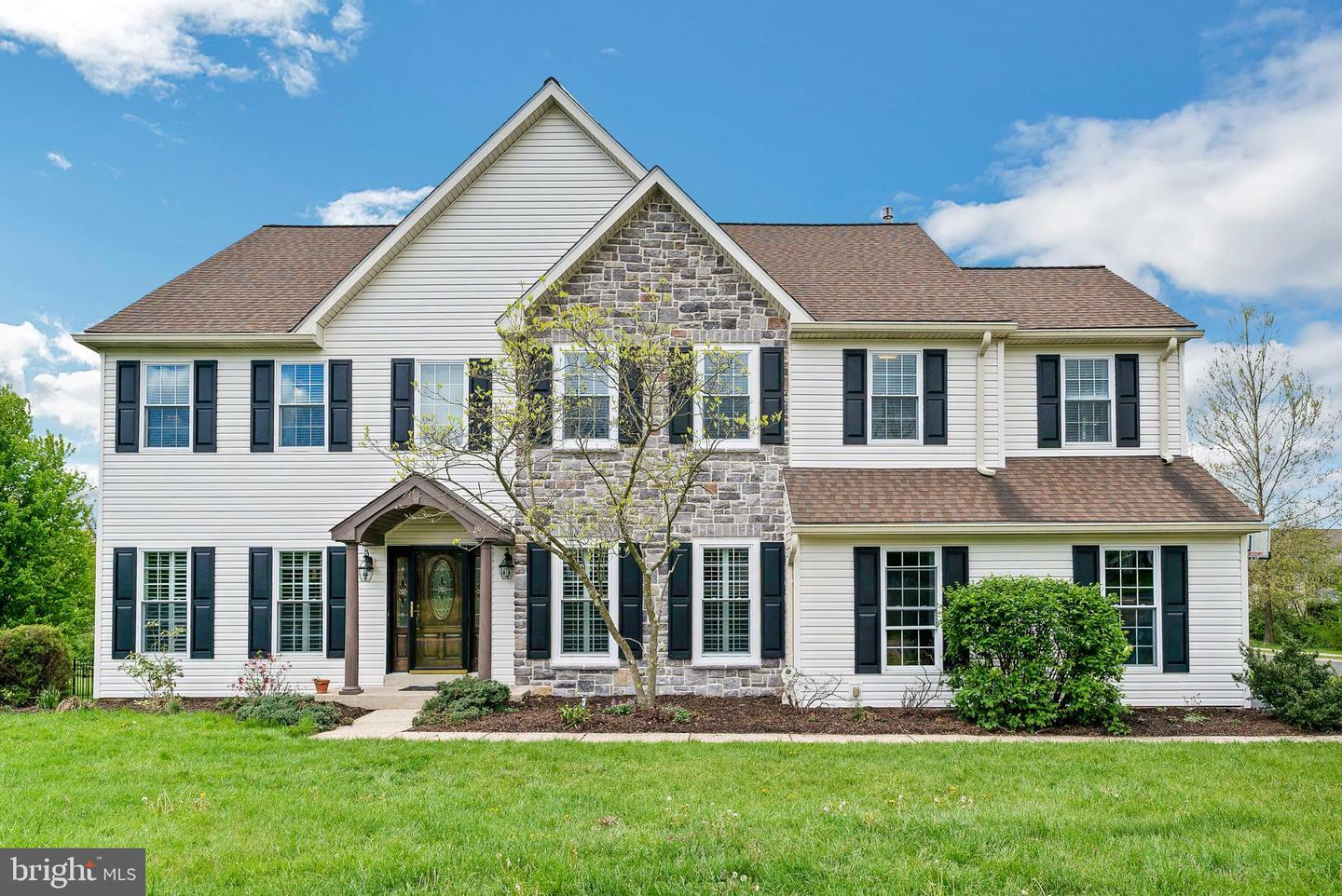 Property Photo: 742 Jamestown Road PA 19426